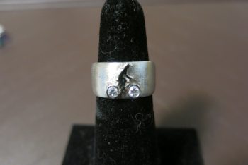 Custom Men’s Wedding Ring