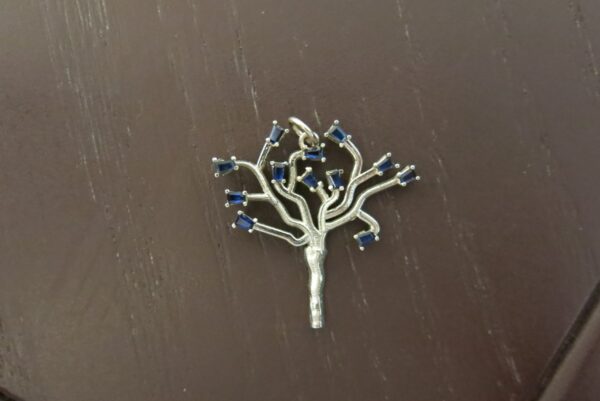 tree of life pendant