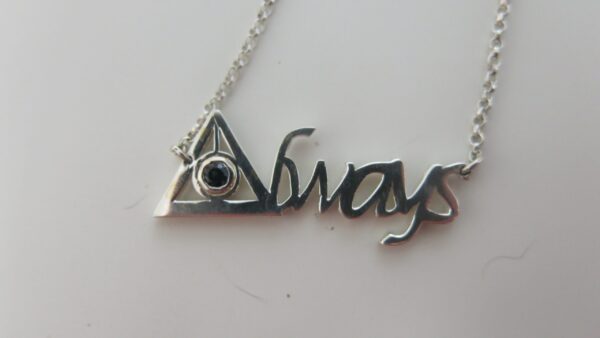 customized name pendants