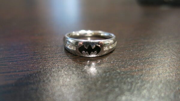 tapered batman wedding band