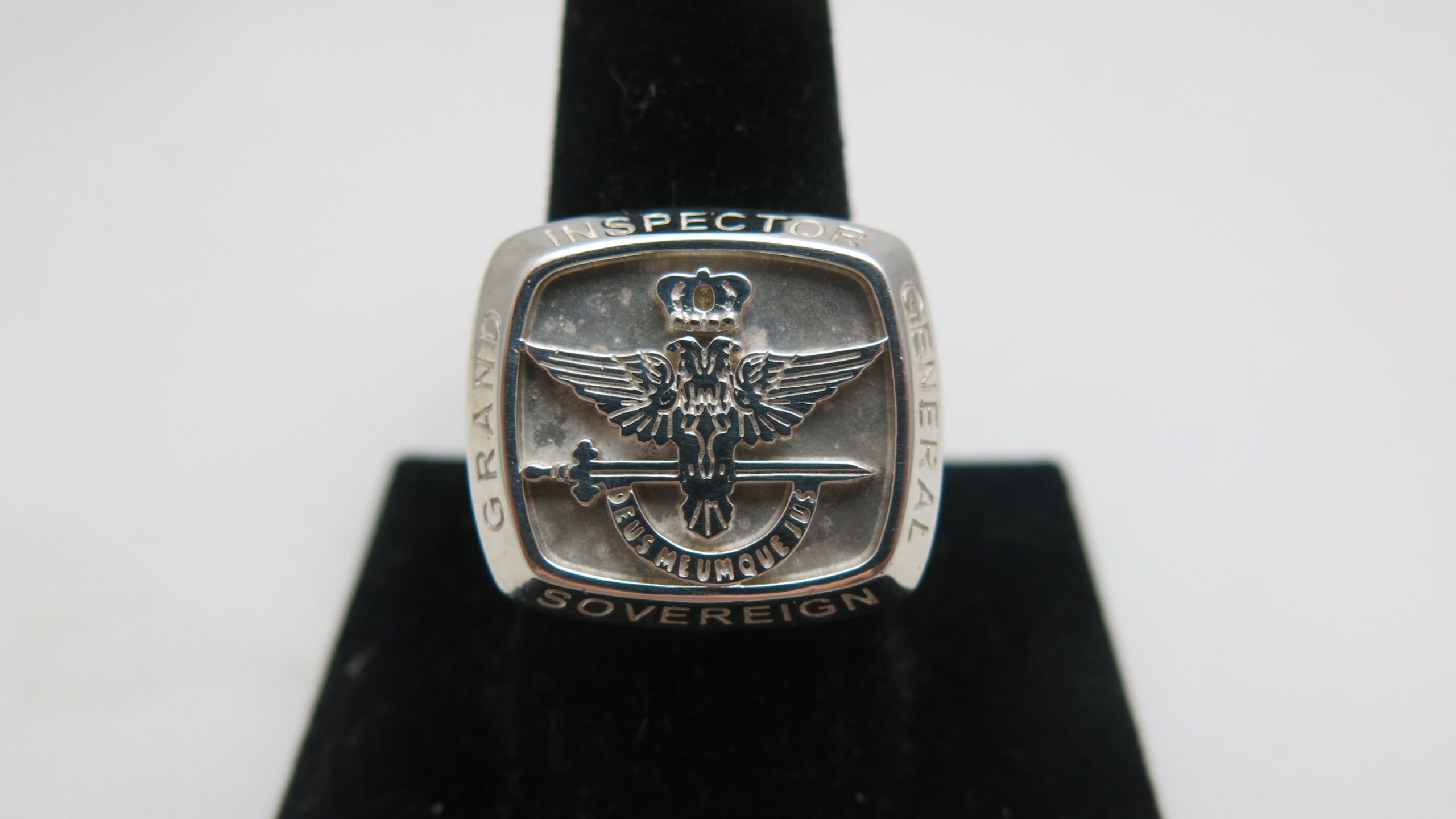 custom signet ring