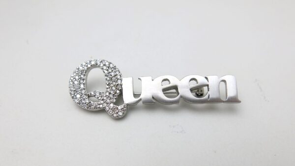 customized name pendants