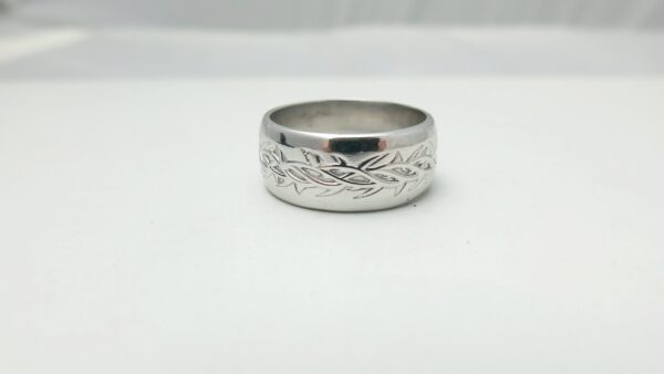 crown of thorns wedding ring