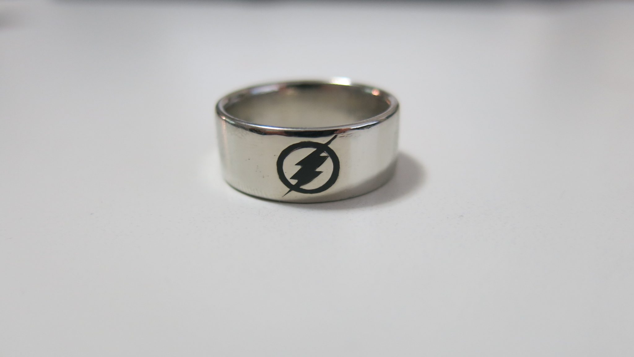 The Flash Wedding Rings Are Pretty Flash