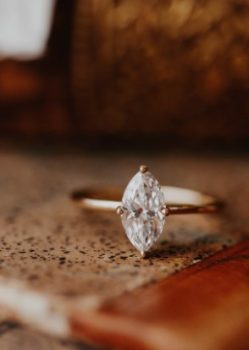 What Is The Average Carat Size For An Engagement Ring