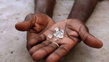 Conflict Free Diamonds