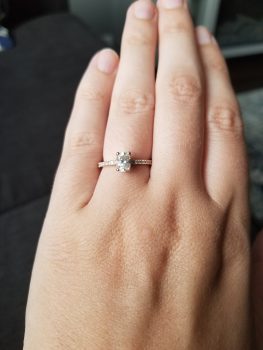 How To Pick The Right Engagement Ring