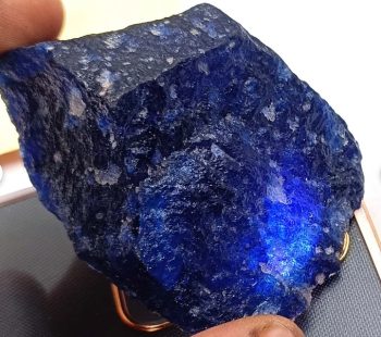 rough sapphire