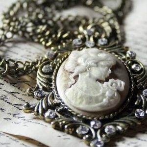 History Of Vintage Jewelry