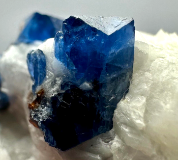 Blue Sapphire vs Blue Spinel