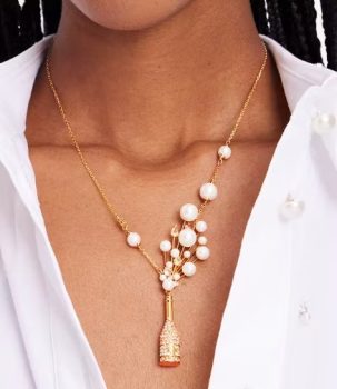 What Jewelry To Wear With An Evening Gown