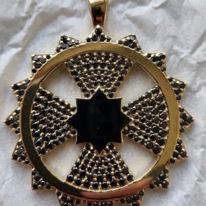 A polished silver vertical bar pendant featuring the Roman numerals "V.XXI.MMXVI" engraved in a clean black font on a white background.